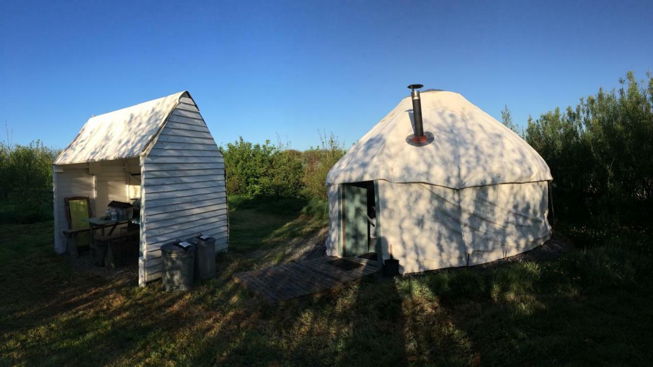 Mill Haven Place Glamping-Yurt 1 Talbenny Exterior foto